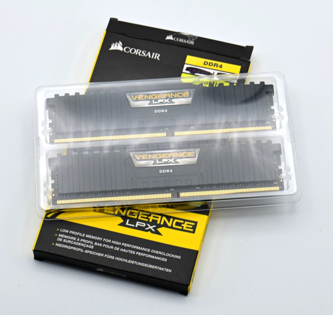 Corsair Vengeance LPX 32GB (2x16GB) DDR4-3600 DIMM Unbuffered CMK32GX4M2D3600C18