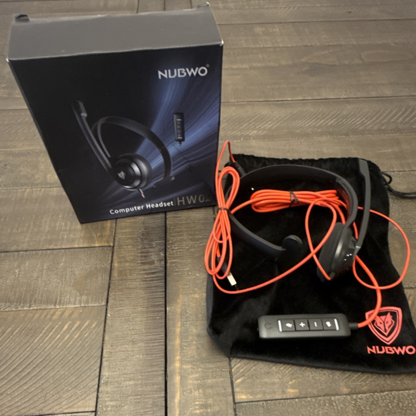 NUBWO HW02 USB Headband Headset Black Red, Boom Mic, Volume & Mute Controls
