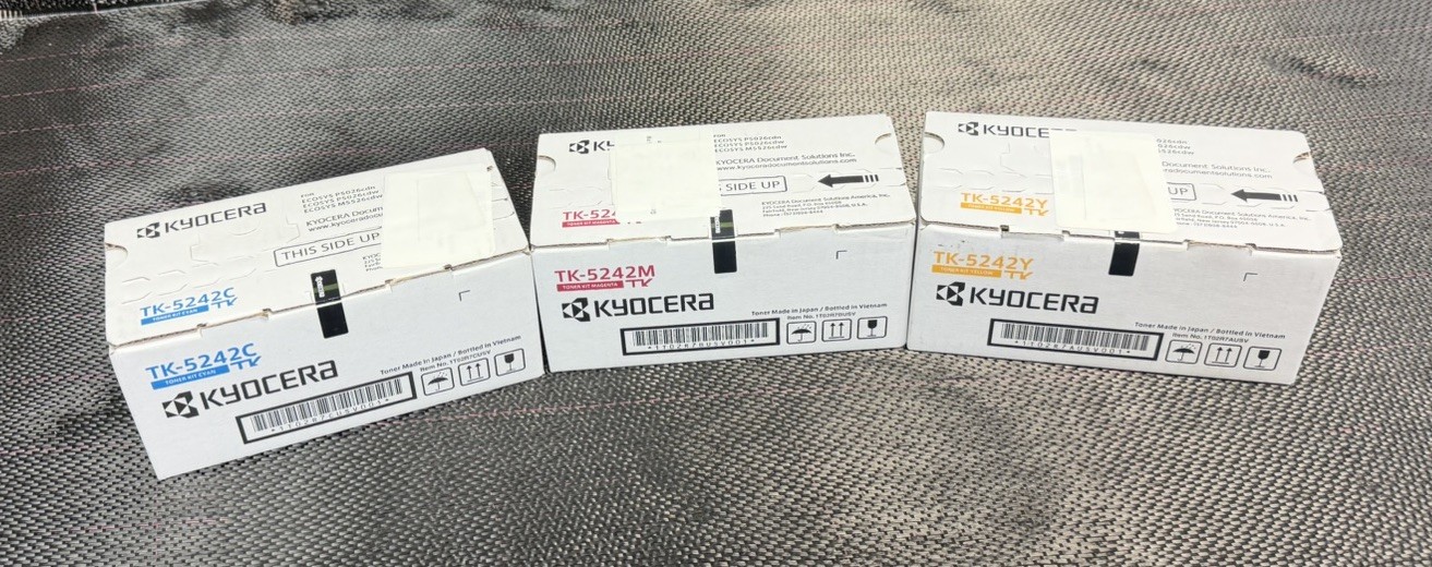 3pc SEALED Genuine CMY Color  Kyocera TK5242 Toner Cartridges M5526cdw P5026cdw