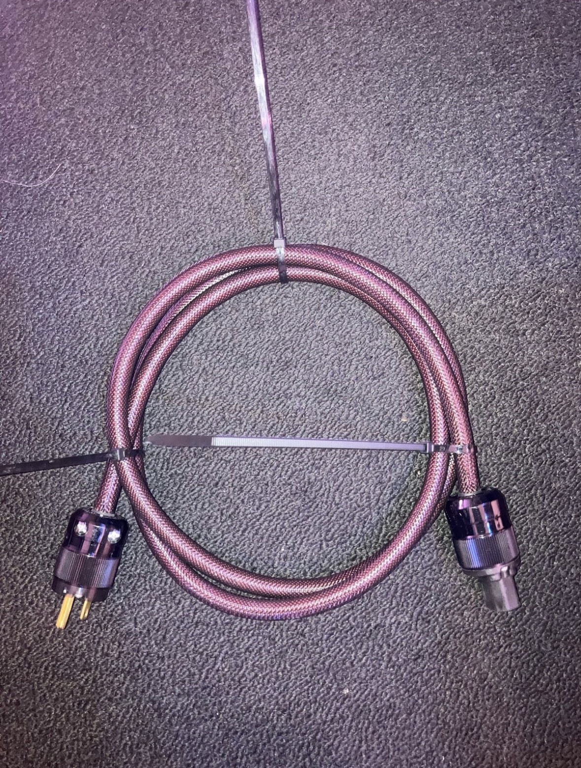 Lava Cable LCCLDA6-B Caldera NEMA 5-15P to IEC Power Cord - 6 foot / Black