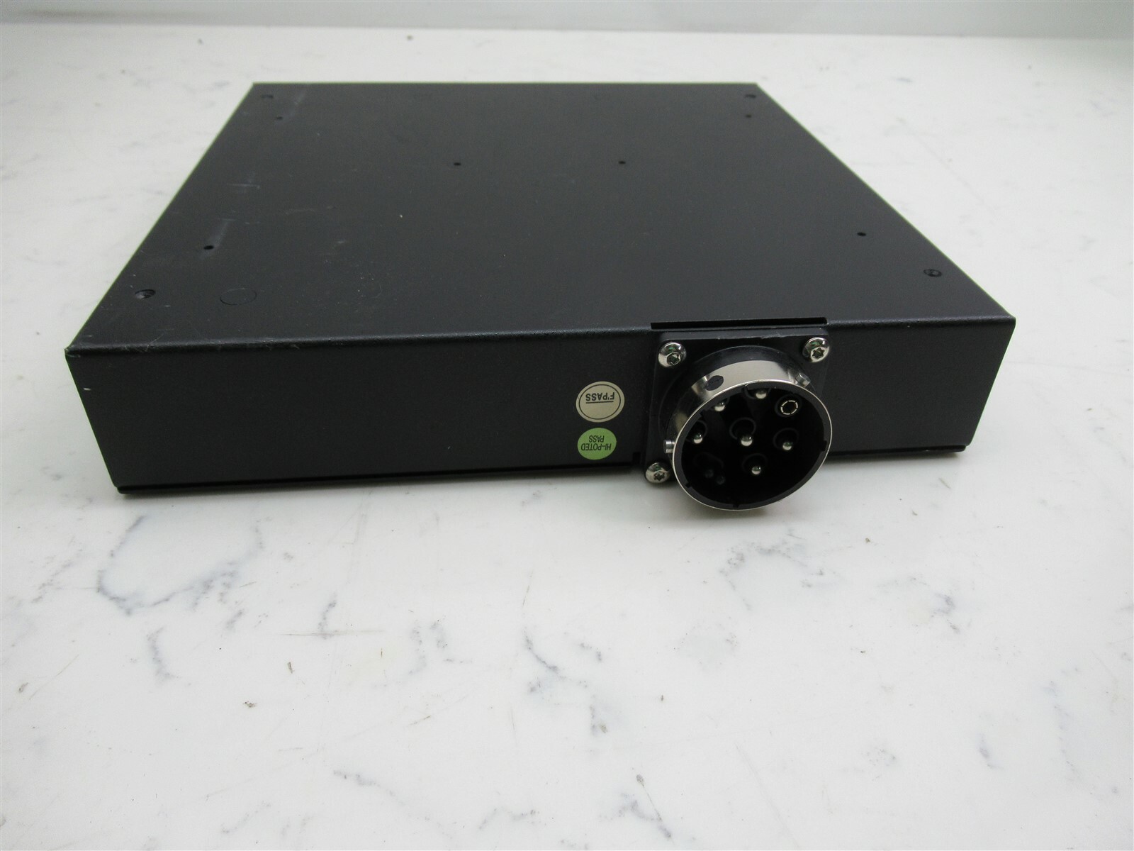 IBM 3 Outlet 9306-RTP Server Power Brick Distribution Unit 39Y8912 Computer PDU