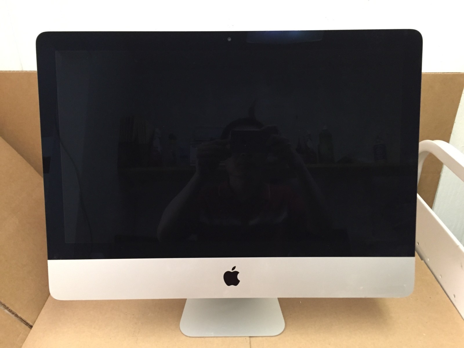 2019 Apple iMac 21.5" 4K i7 3.2Ghz 32GB RAM 512GB SSD Radeon Pro 560X