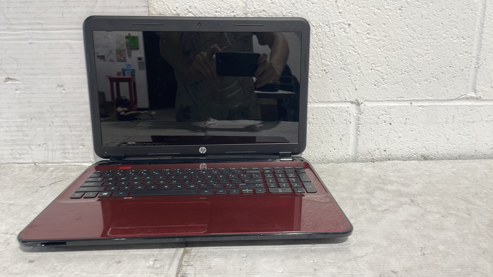 HP 15-D017CL AMD A6 1st Gen 2.0GHz 5CS4140Y35 15.6" Laptop Red No HDD