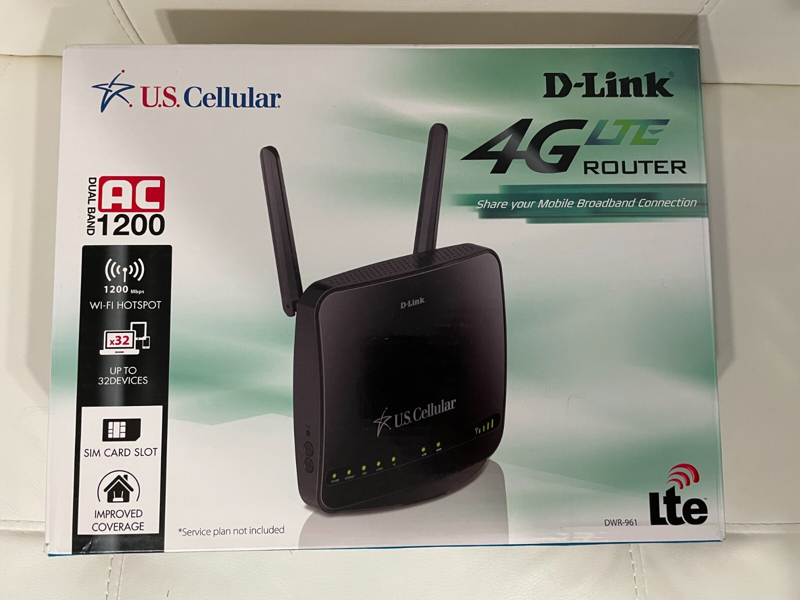 D-Link DWR-961 - US Cellular 4G LTE Wireless Router AC1200