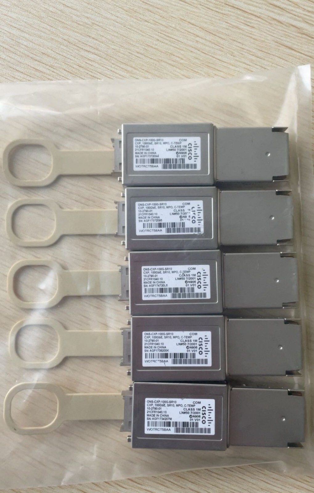 1pcs Cisco ONS-CXP-100G-SR10 CXP 100GbE SR10 MPO C-TEMP 10-2790-01