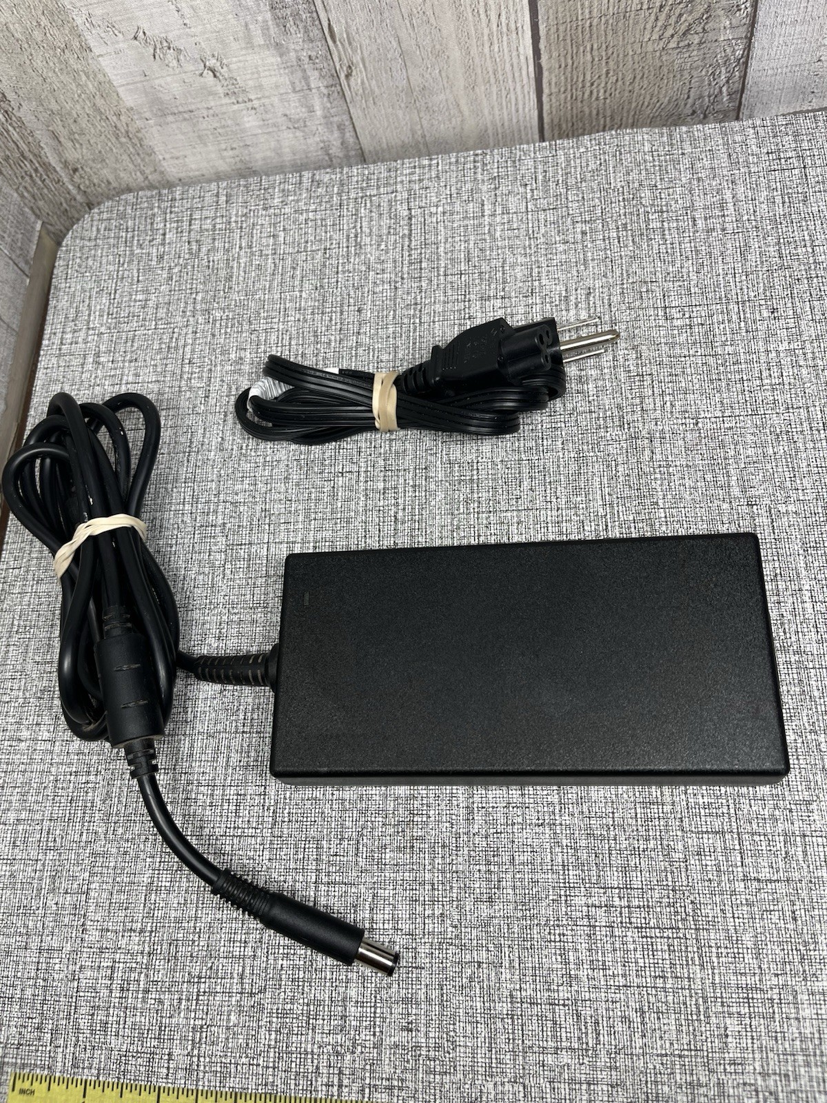 OEM Dell 180W 19.5V 9.25A AC Adapter Charger 7.4mm LA180PM180 HA180PM180