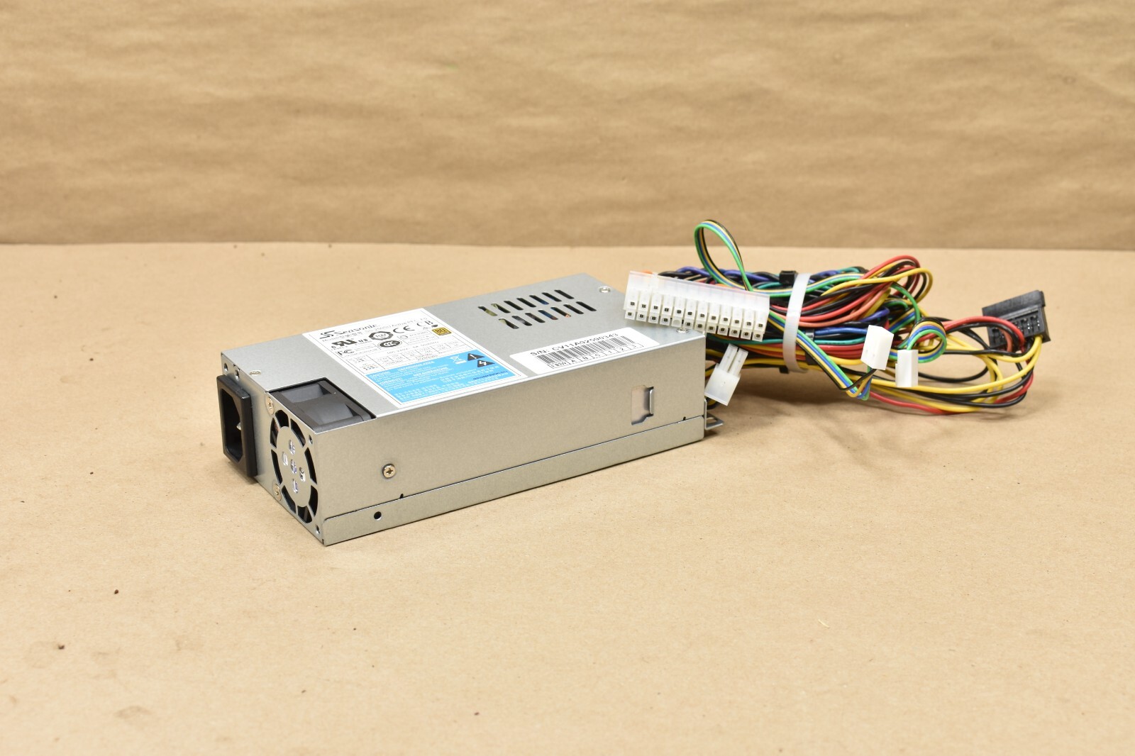 Seasonic SS-250SU, 250W, 100-240V, 50-60HZ, Active PFC  Power Supply