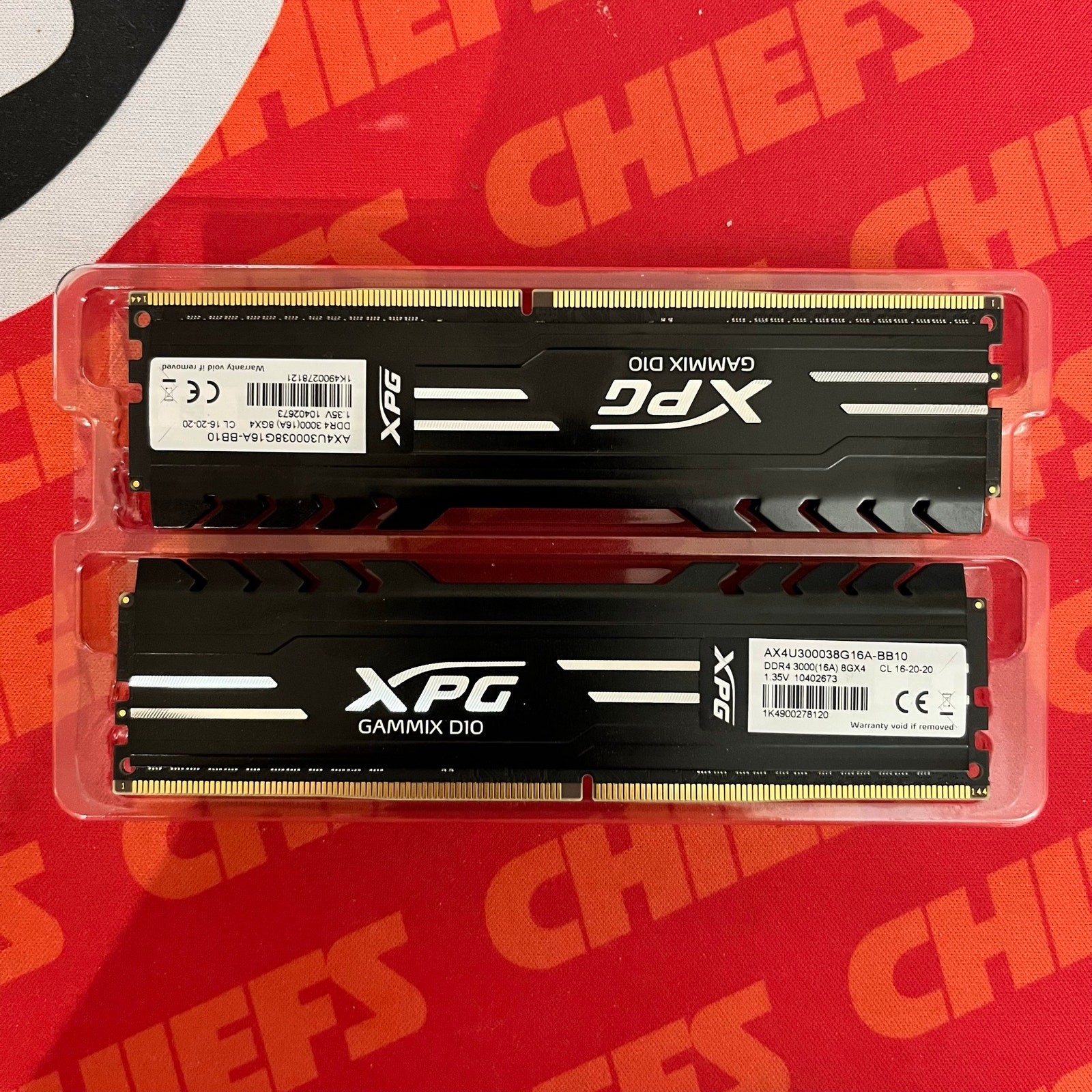 XPG GAMMIX D10 16GB 2x8GB DDR4-3000MHz Gaming Memory RAM