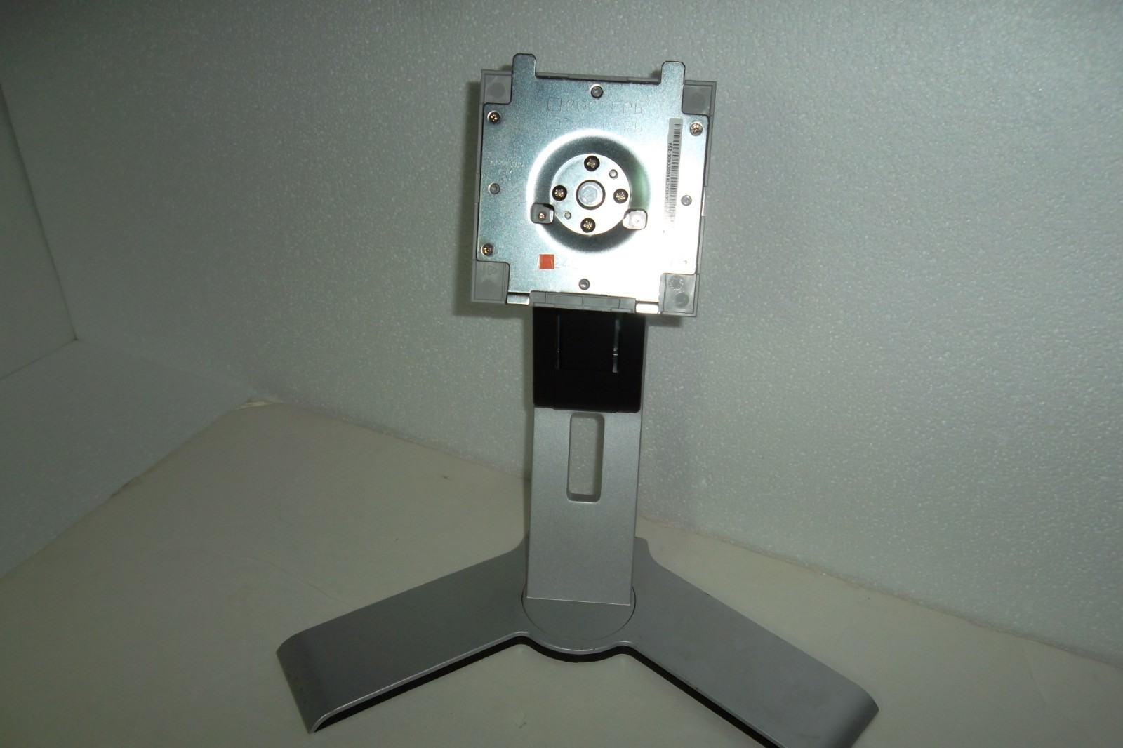 Dell 2407WFP LCD Monitor Y-Base Stand Tilt Rotate Pivot Swivel 24" 2407WFPb OEM