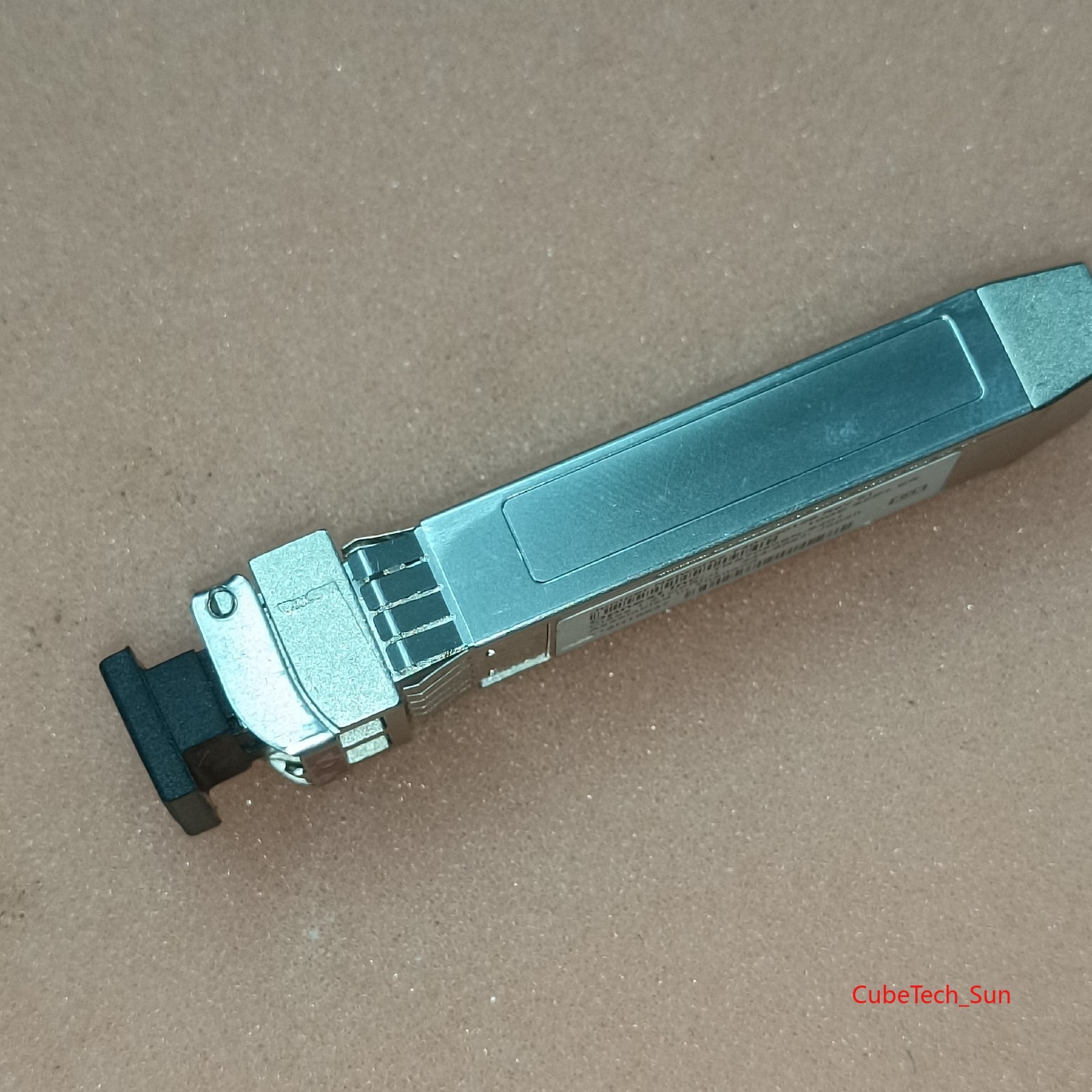 Original 1x Juniper 740-030128 10GE SFP+ ER 1550nm 40km TRS7050EN-S201 Module