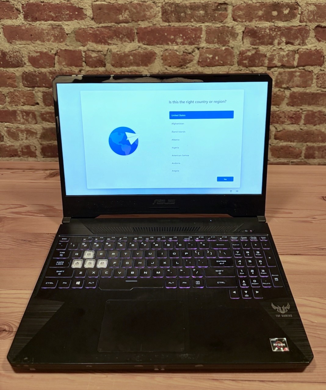 ASUS TUF Gaming 15.6" Laptop - AMD Ryzen 5 3550H - GTX 1650 - 8GB RAM - 512GB SS