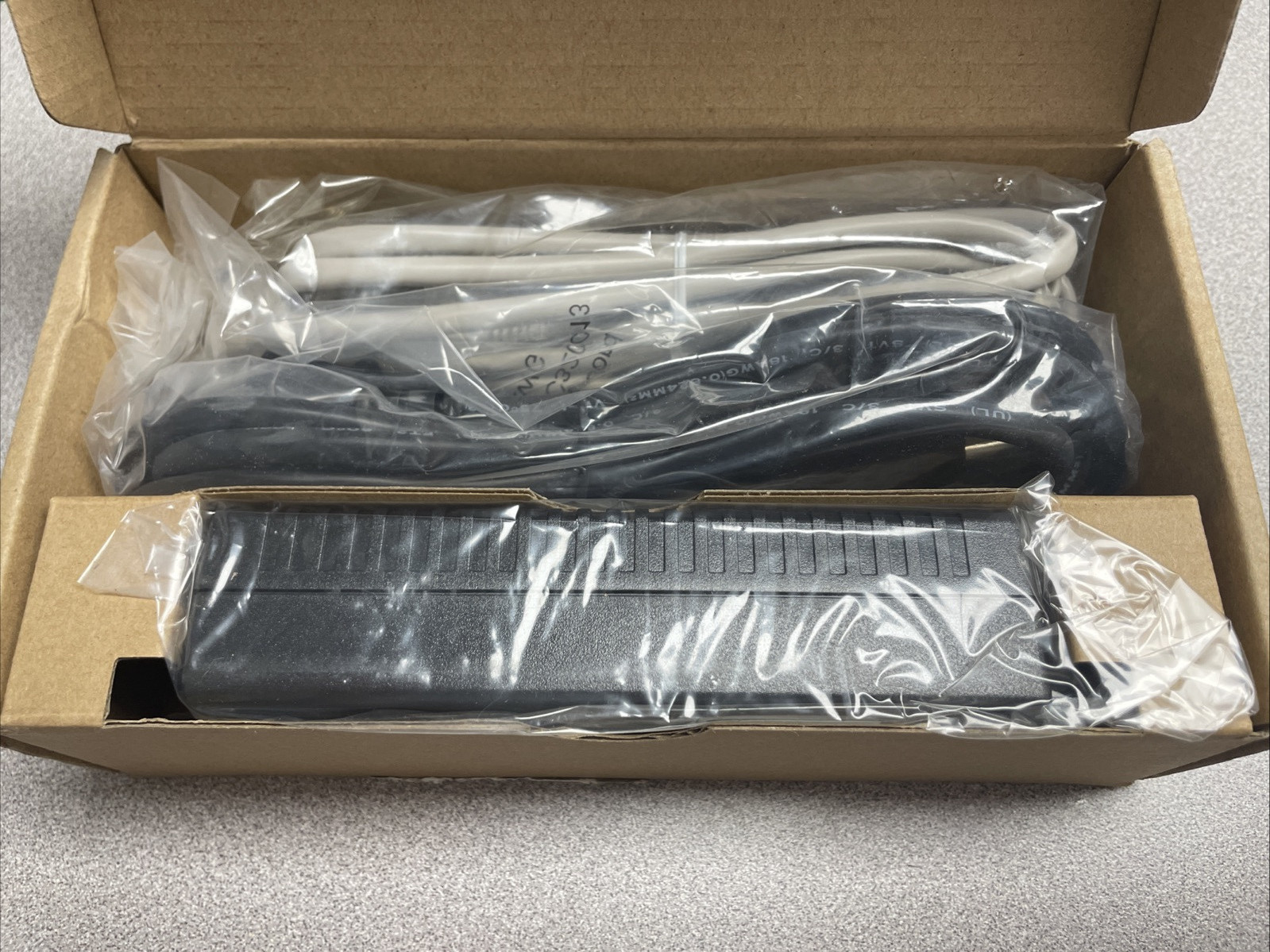 NEW AVAYA SPPOE-1A-IP PHONE SINGLE PORT