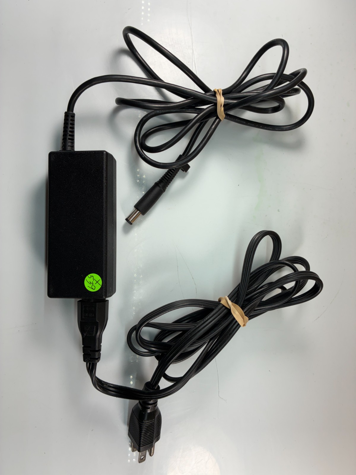HP Hewlett Packard Laptop Power Supply Adapter Genuine OEM 608425-002 WARRANTY