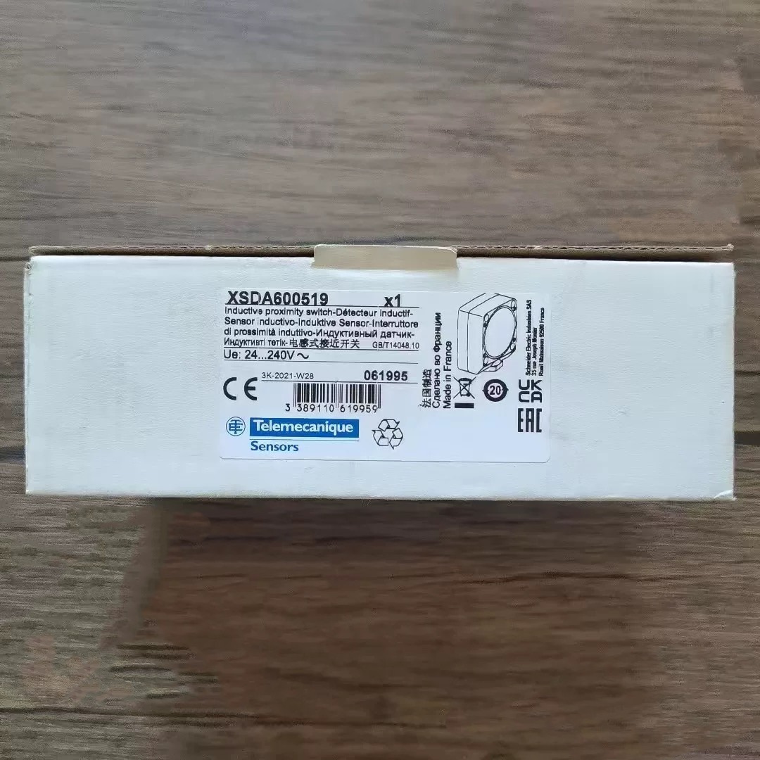 1PC Brand New XSDA600519 Sensor Fast transportation