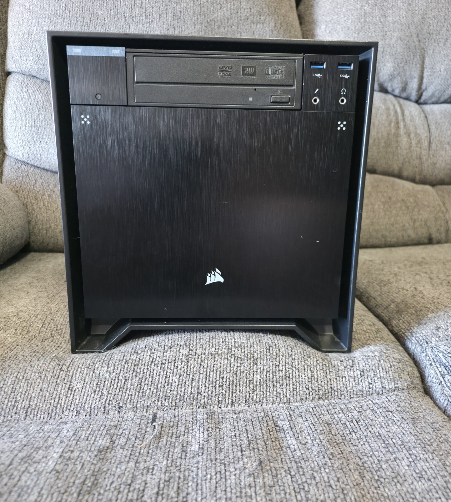 ITX Case Gaming PC:i5 6500/16Gb DDR4/275GB SSD/1TB HDD. NO GPU.