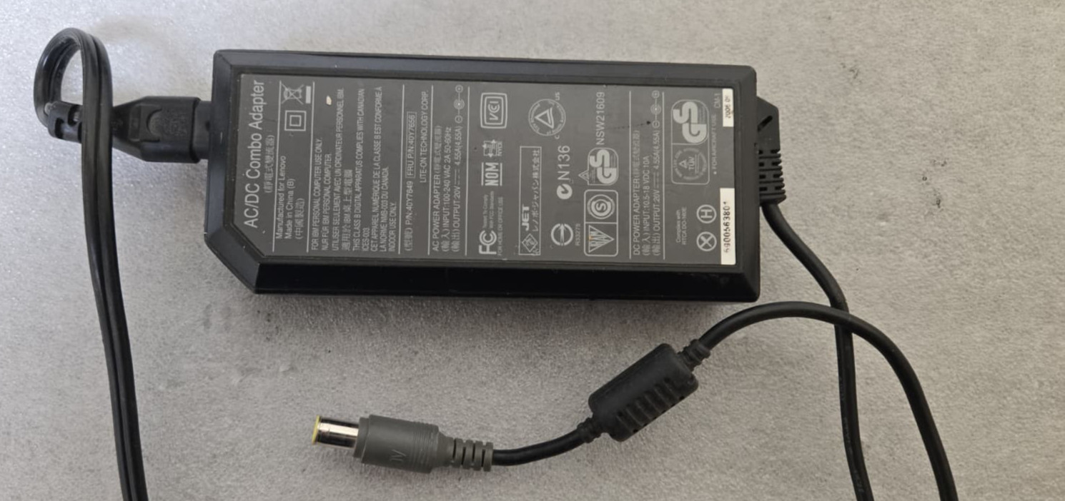 Original Lenovo 45N0058 AC Power Adapter Charger 20V 6.75A 135W OEM n/PC TESTED