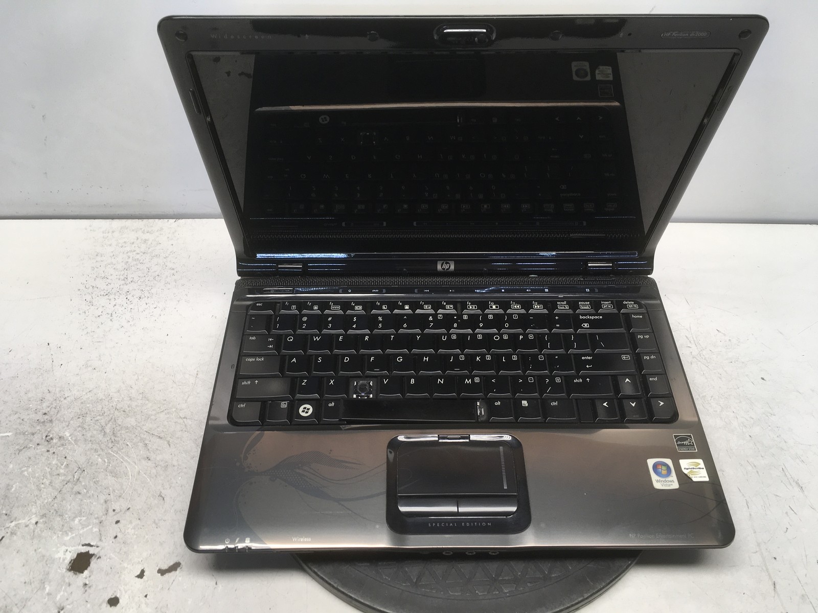 HP Pavilion DV2940SE AMD Turion 64 X2 TL-62 2100MHz 4 GB NO HDD No Batt