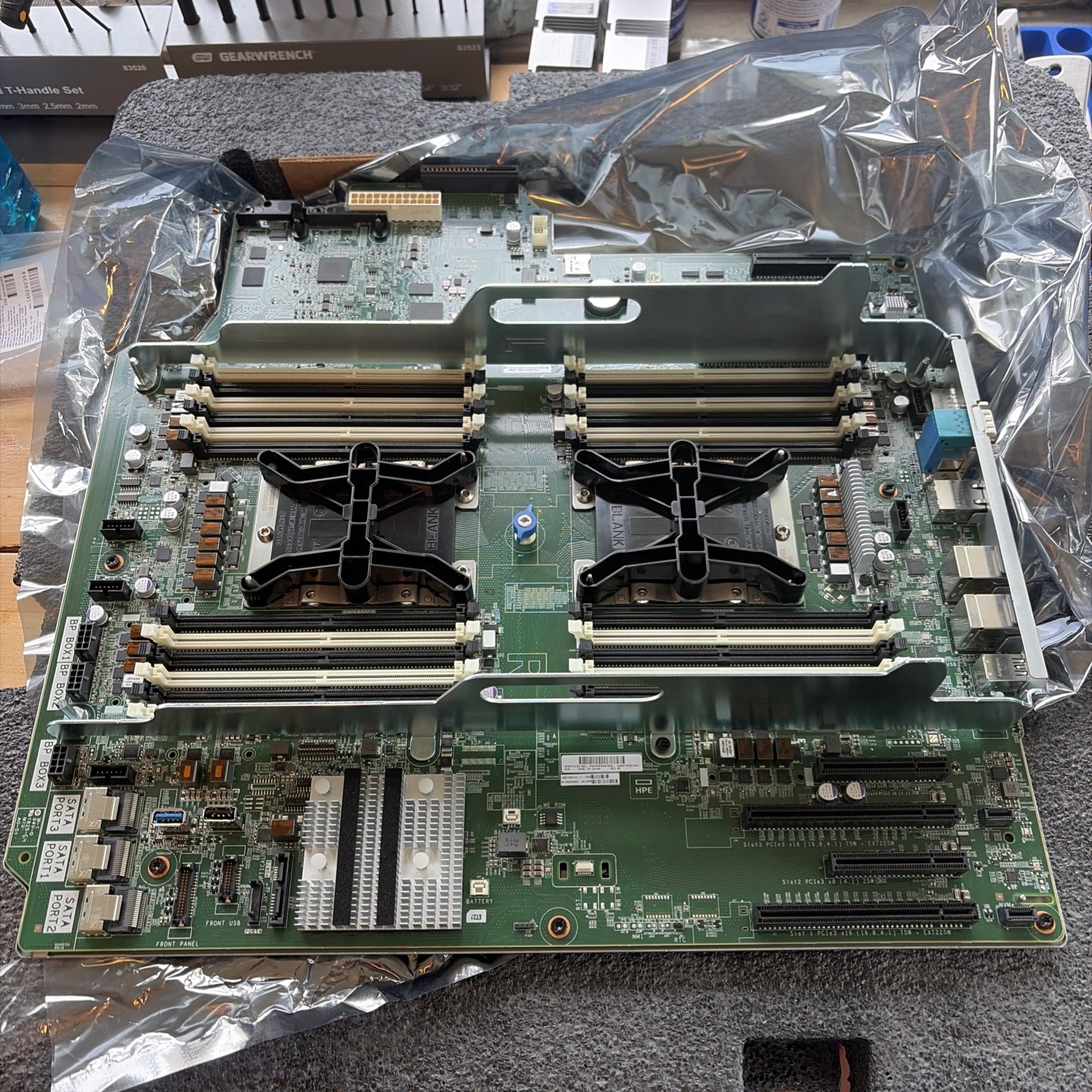 HP P11390-001 ML350 G10 SYSTEM BOARD - 879152-001