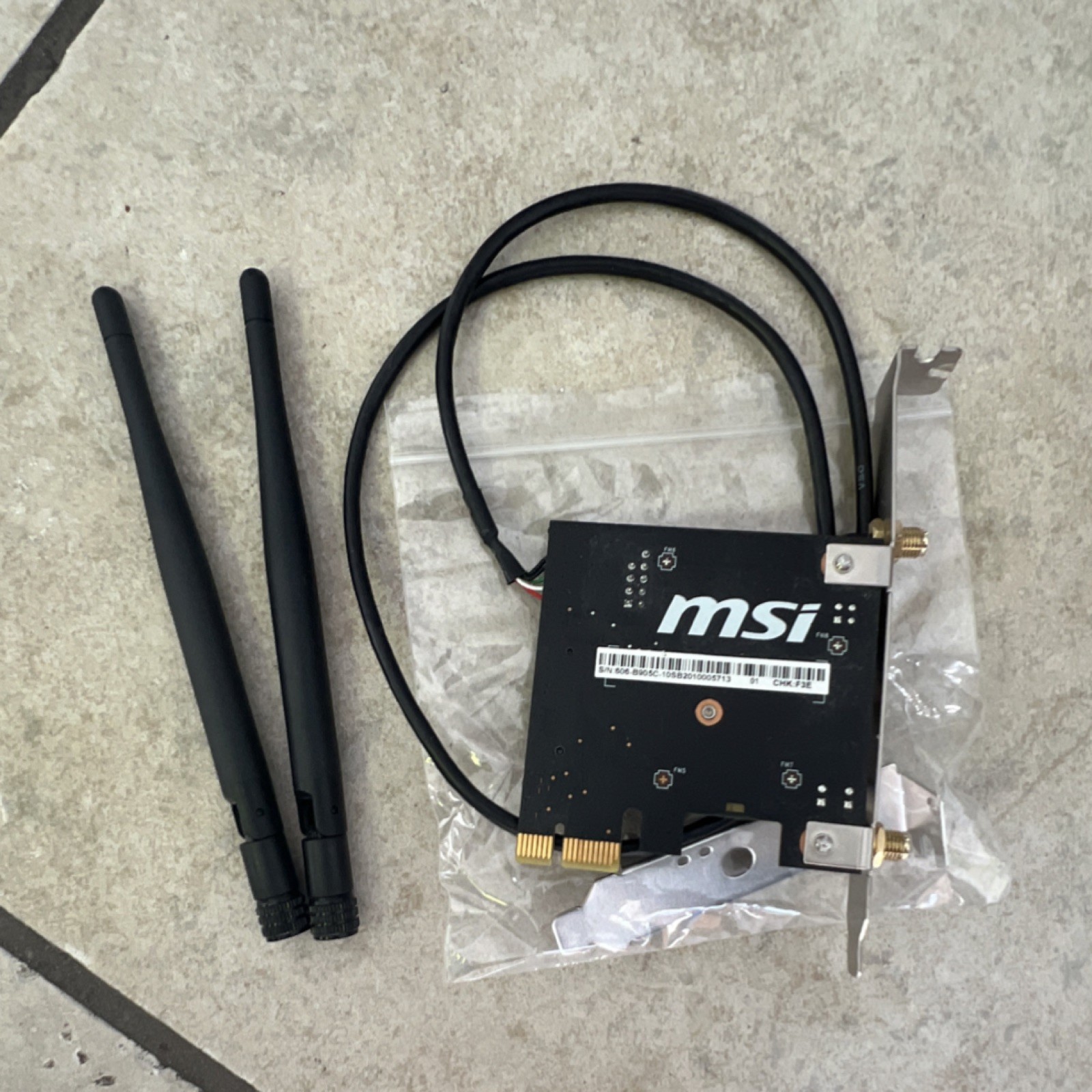 MSI MS-B905C PCIe x1 WiFi 6E 802.11ax Bluetooth Adapter 2400Mbps Antennas