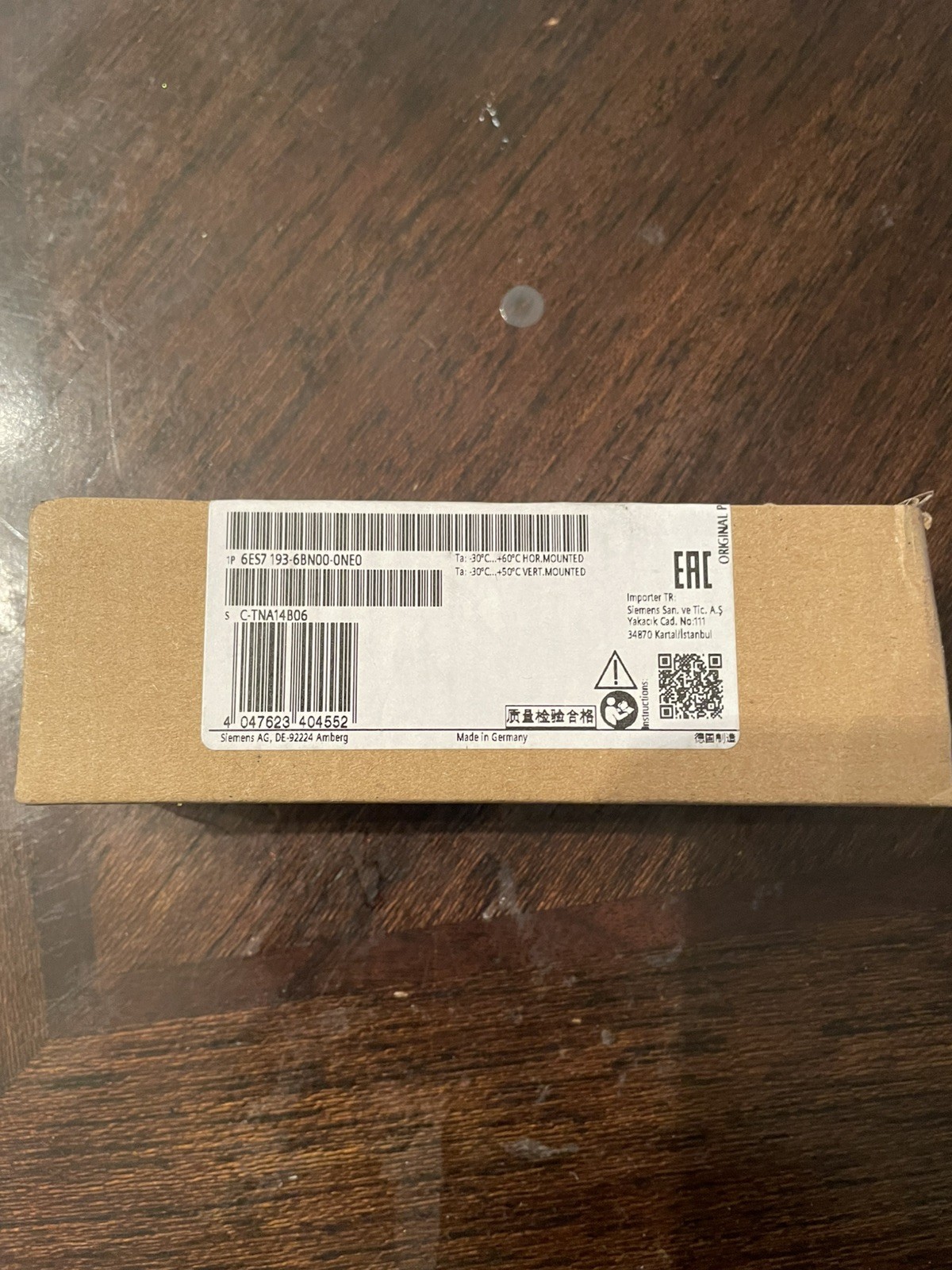 New Siemens SIMATIC bus adapter 6ES7193-6BN00-0NE0 6ES7 193-6BN00-0NE0