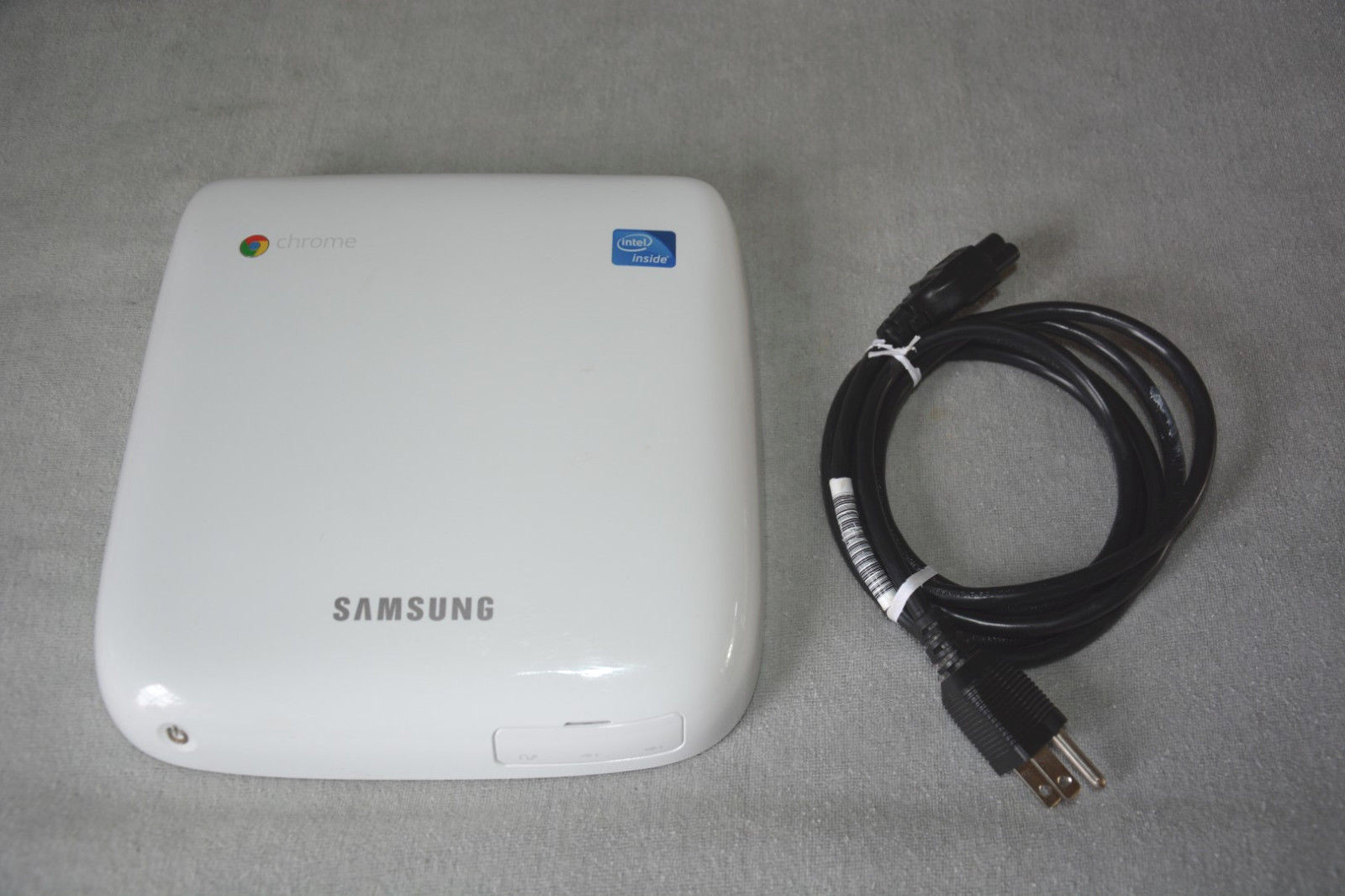 PRE-OWNED SAMSUNG CHROME BOX MODEL XE300M22