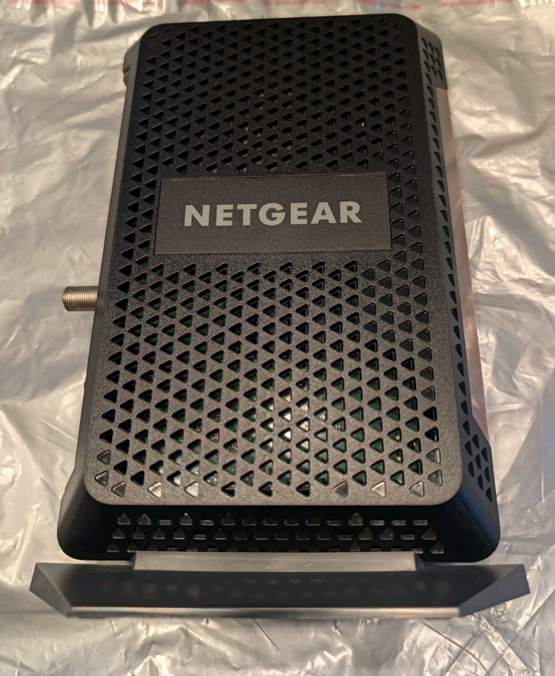 Netgear Nighthawk CM1100 DOCSIS 3.1 Cable Modem Multi-Gig Gigabit Tested EUC