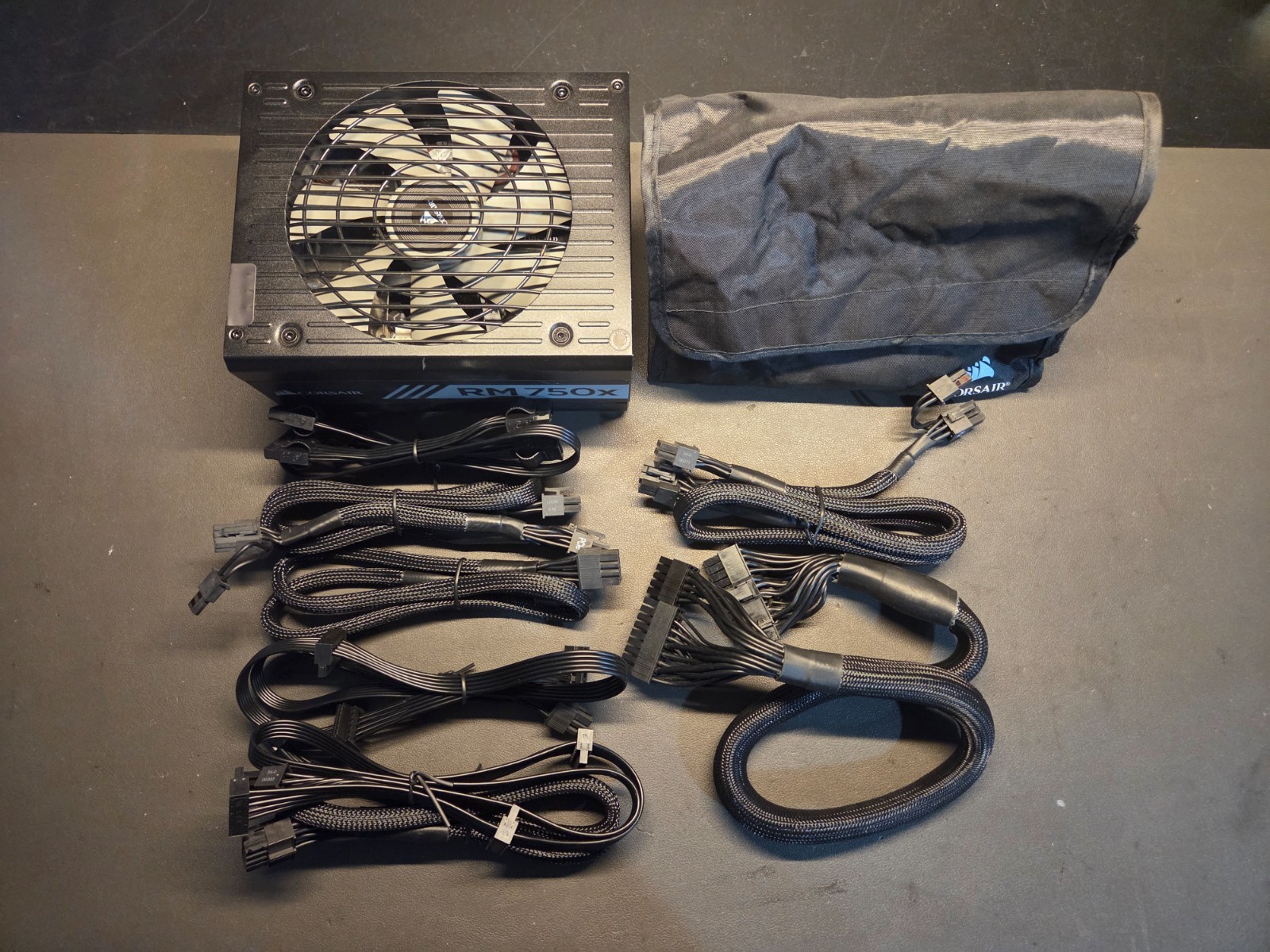 Corsair RM750x Power Supply w/ cables RPS0016 CP-9020092