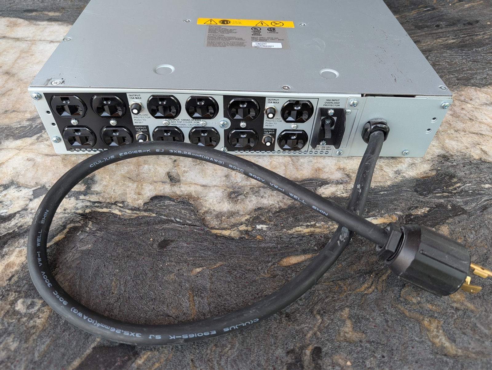 APC AP9626 Step-Down Transformer 208V to 120V 4500VA 2U 12x 5-20R L6-30P