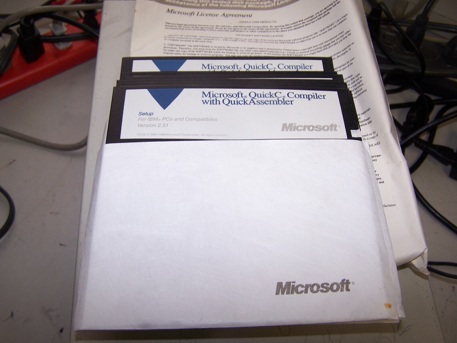 Microsoft QuickC Compiler with QuickAssembler Version 2.51