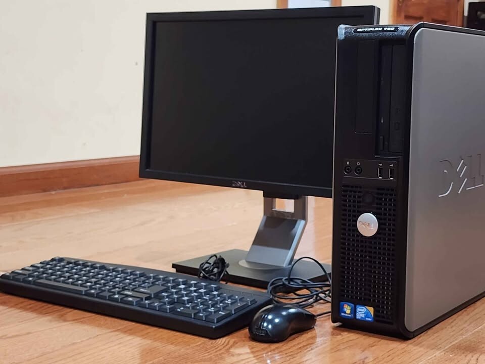 Dell 780-PC, 19" monitor, keyboard.