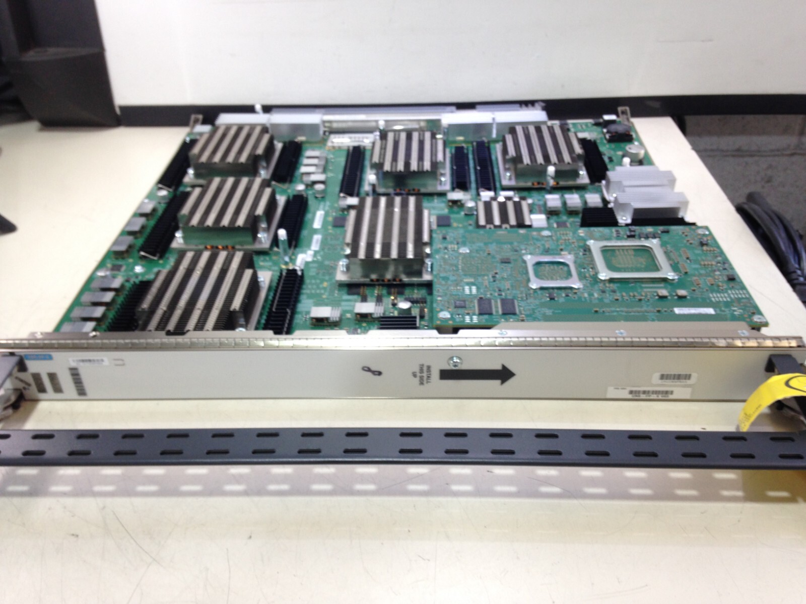 CISCO CRS-FP-X V03 CRS-FP400G FORWARDING PROCESSOR 400G  CRS-1 IPUCBNPBAA
