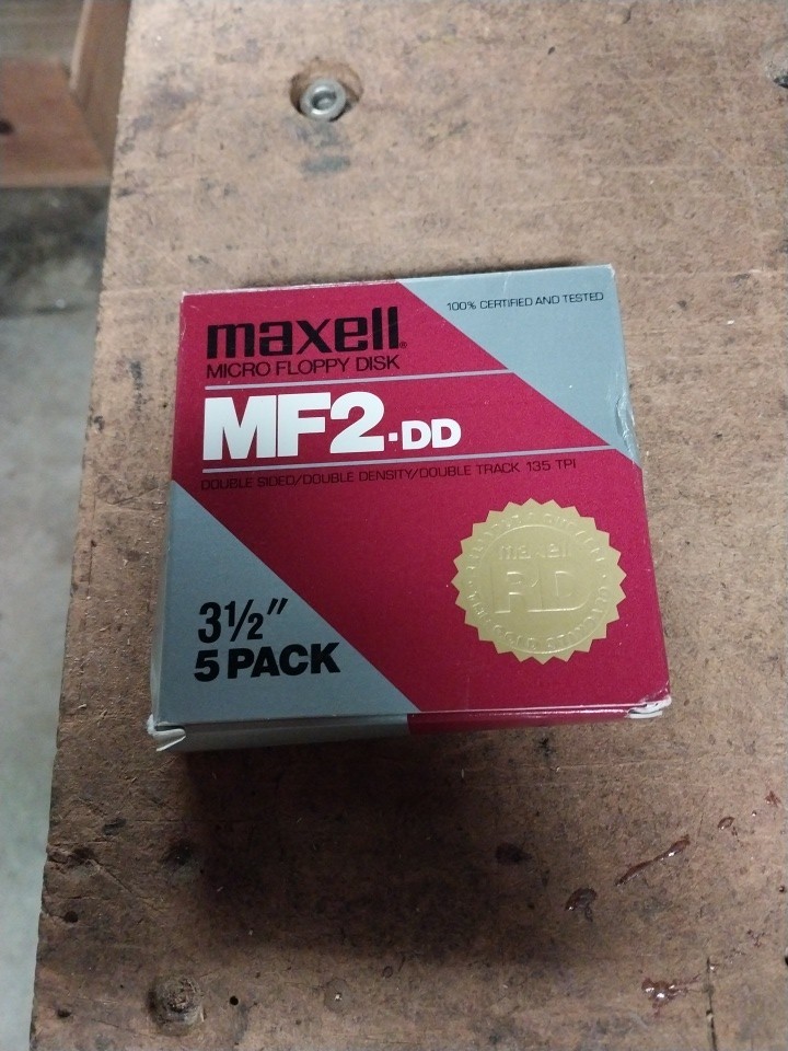 Vintage Maxell MF2-DD 3.5 Floppy Disks 5 Pack Sealed Double Density