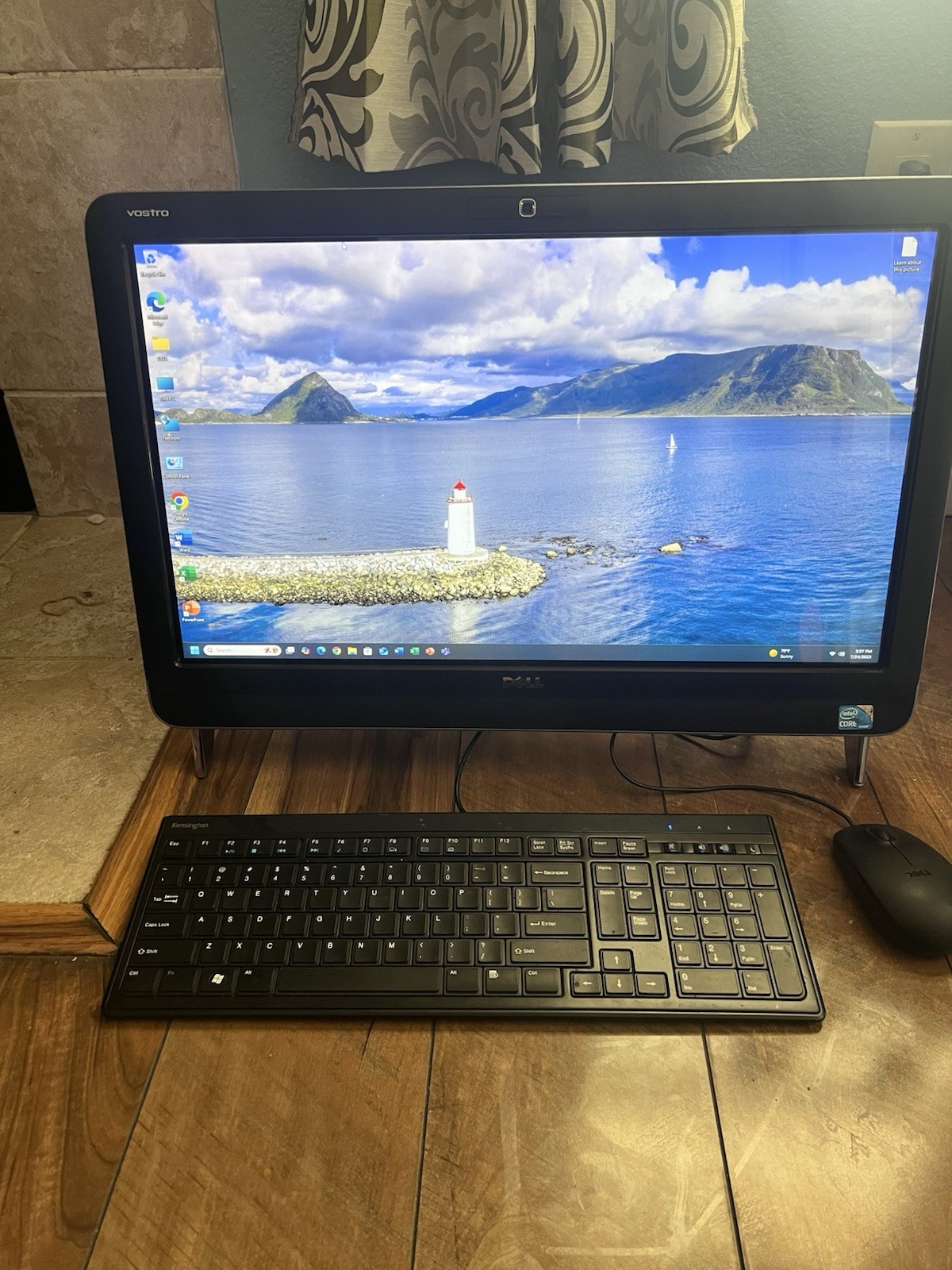 Dell Vostro 330 23" All-In-One Computer SSD 256 Windows 11 I Have 10 Of Them