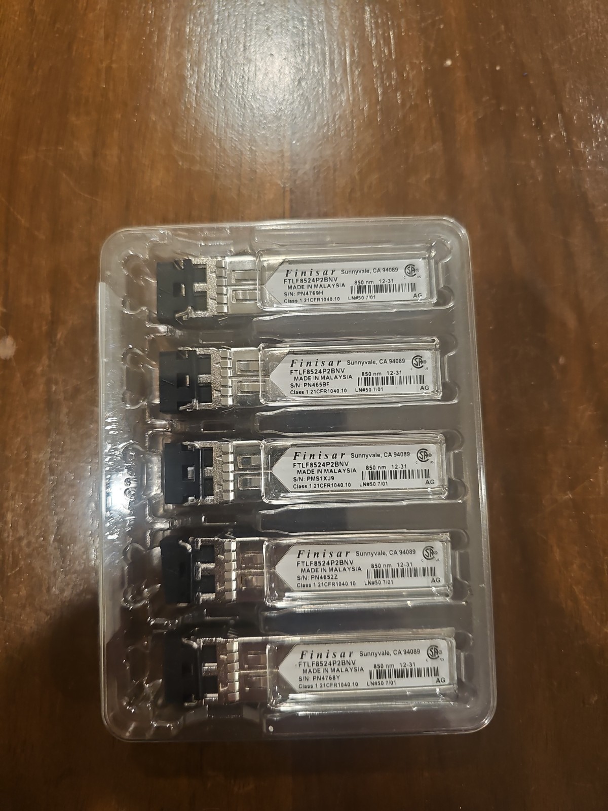 Finisar FTLF8524P2BNV-E6 4GB Fibre Channel LC 500m SW FC SFP Transceiver, 5 Pack