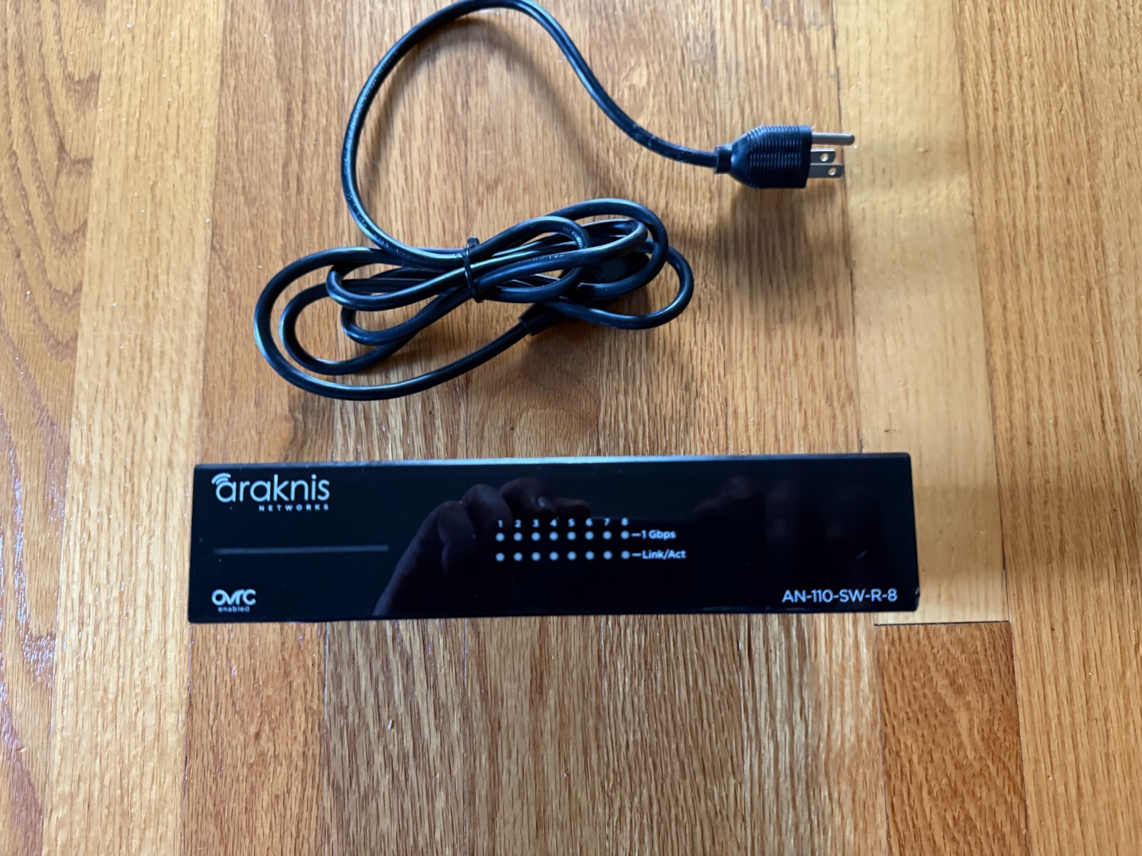 Araknis AN-110-SW-R-8 8-Port Gigabit Switch Unmanaged+ w/ Power Cord
