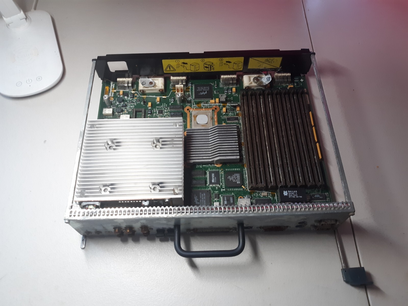 NON-WORKING AS IS PARTS OR REPAIR POOR SHAPE SGI Octane IP30 module 030-0887-005