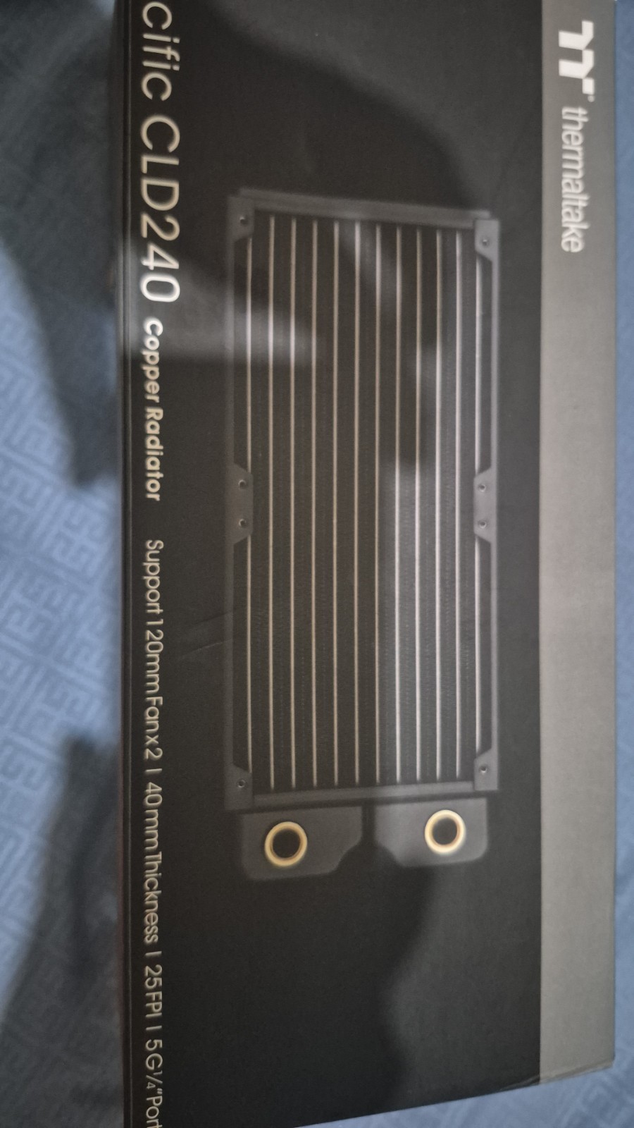Thermaltake CL-W281-CU00BL-A Pacific CLD 240 Radiator