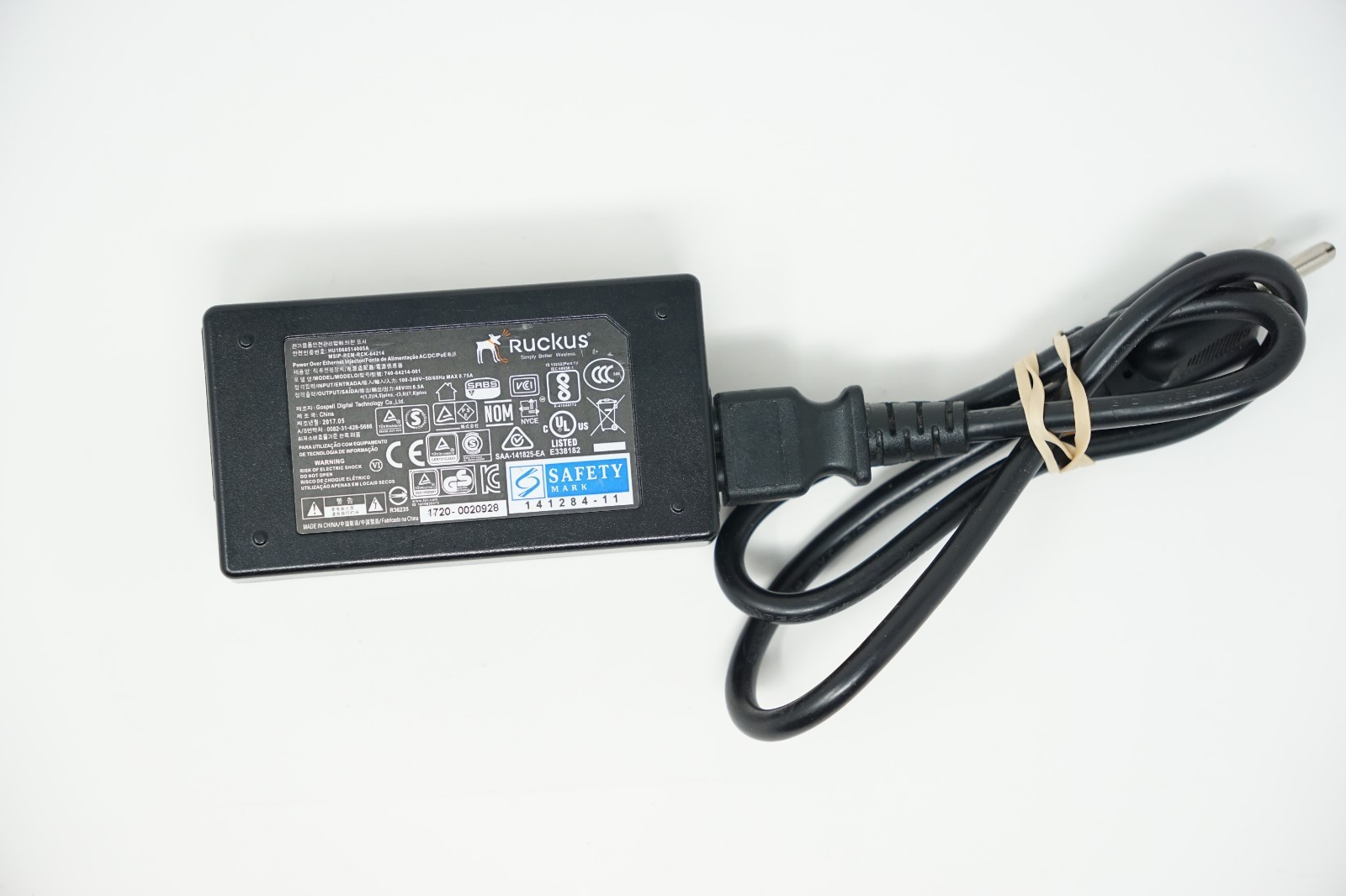 Ruckus PoE Injector 740-64214-001 w/ Power Cable Fair Condition