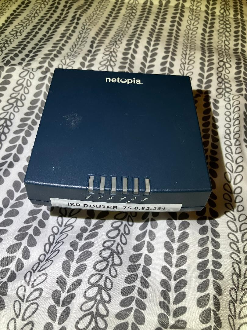 Wired Router  3346N-002  5-Port 10/100 Netopia  Wired Router (3346N-002)