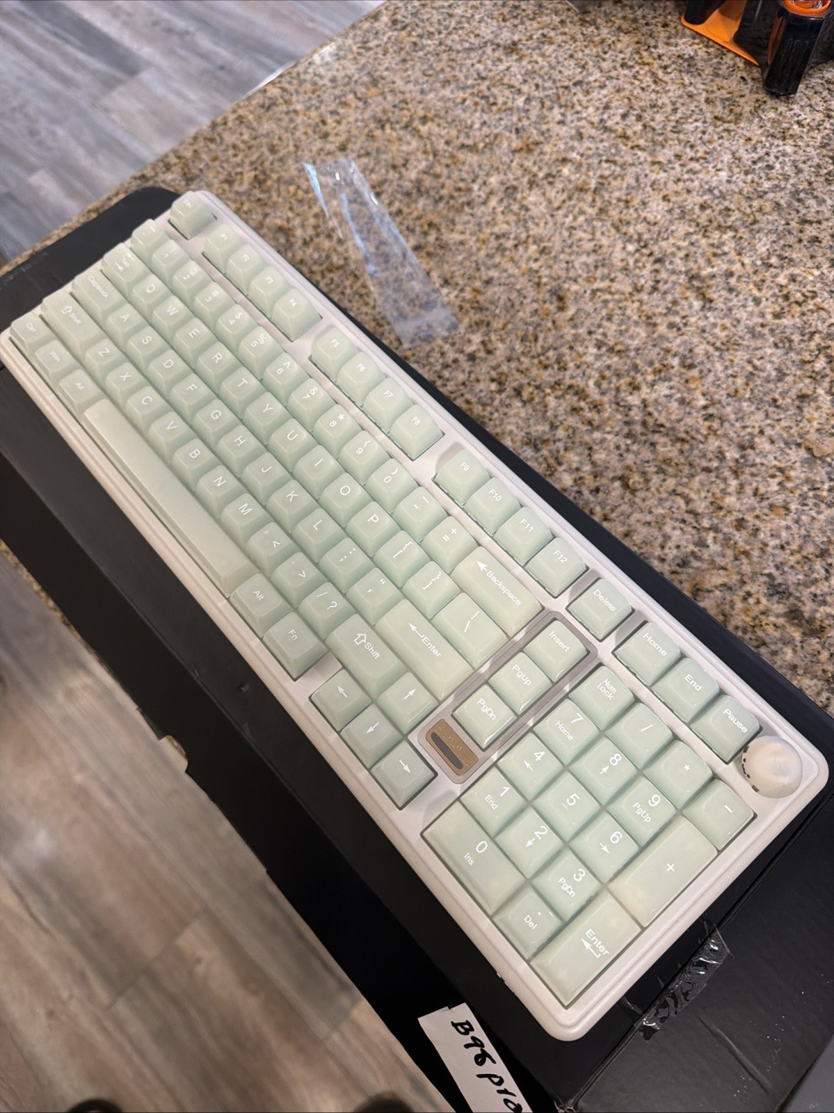 YUNZII B98 PRO 96 Wireless Mechanical Keyboard Green Candy Switch Gaming