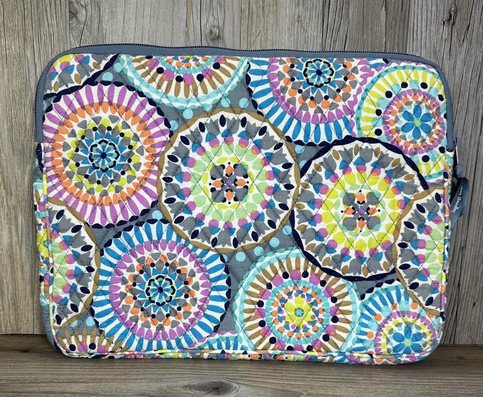 Vera Bradley Sunny Medallion Laptop chromebook protective Sleeve