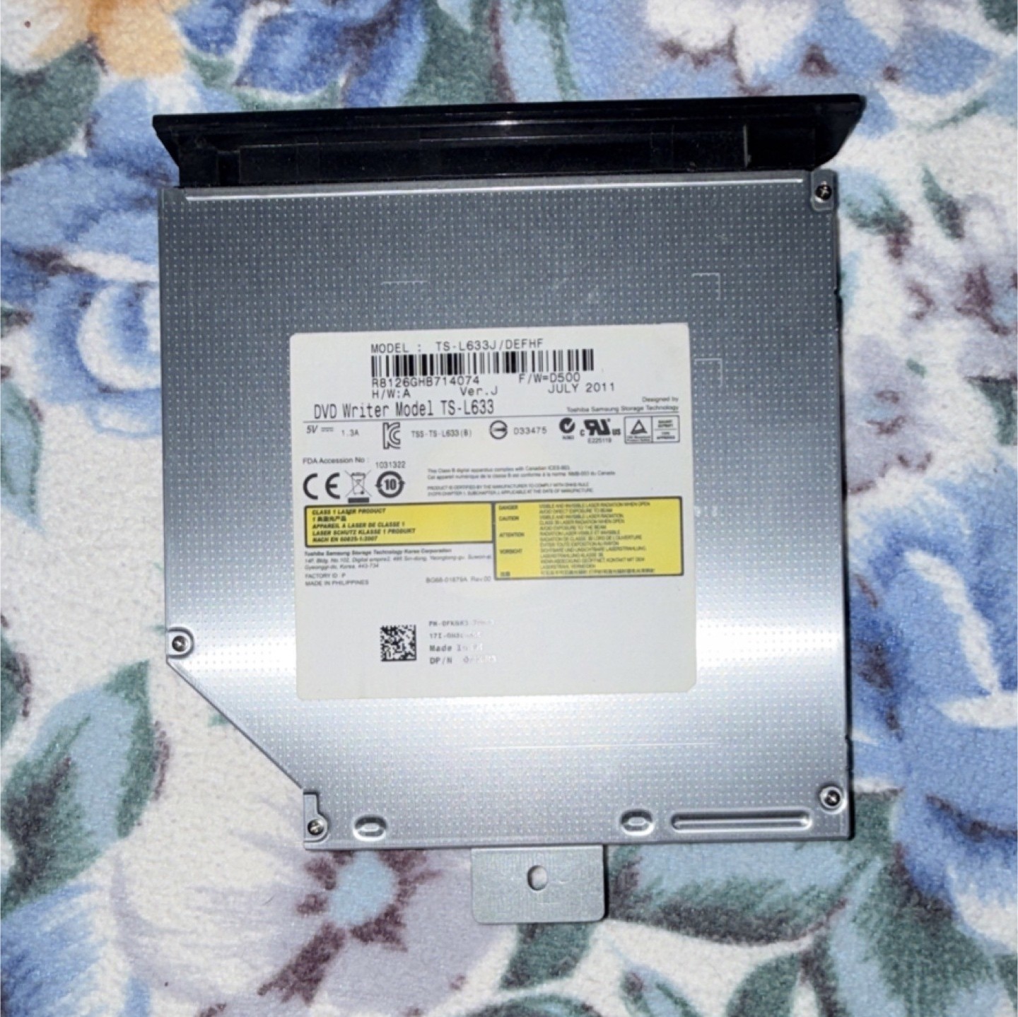 Toshiba Samsung Storage TS-L633J Slim SATA Laptop DVD/CD Writer