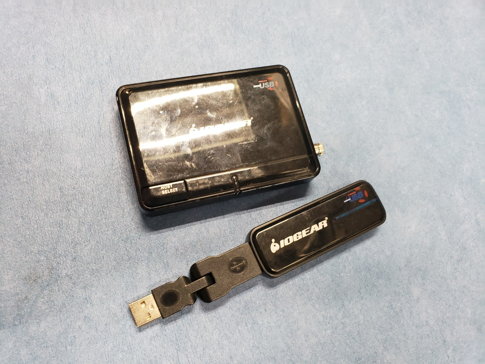 Iogear Wireless 4-port Usb Hub Guwh104kit Guwh104 no power cable read