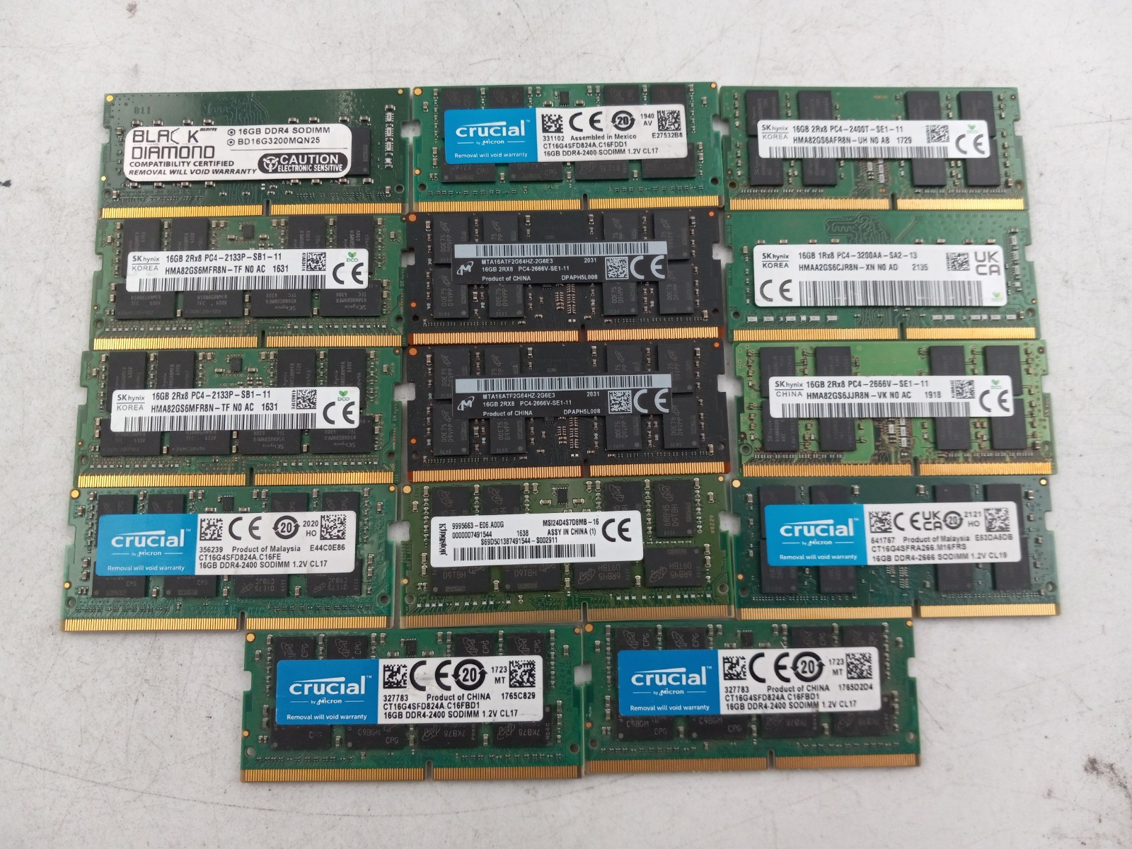 LOT OF 14 MIX BRANDS 16GB (14X16GB) PC4 MIX SPEEDS LAPTOP RAM (MM747)