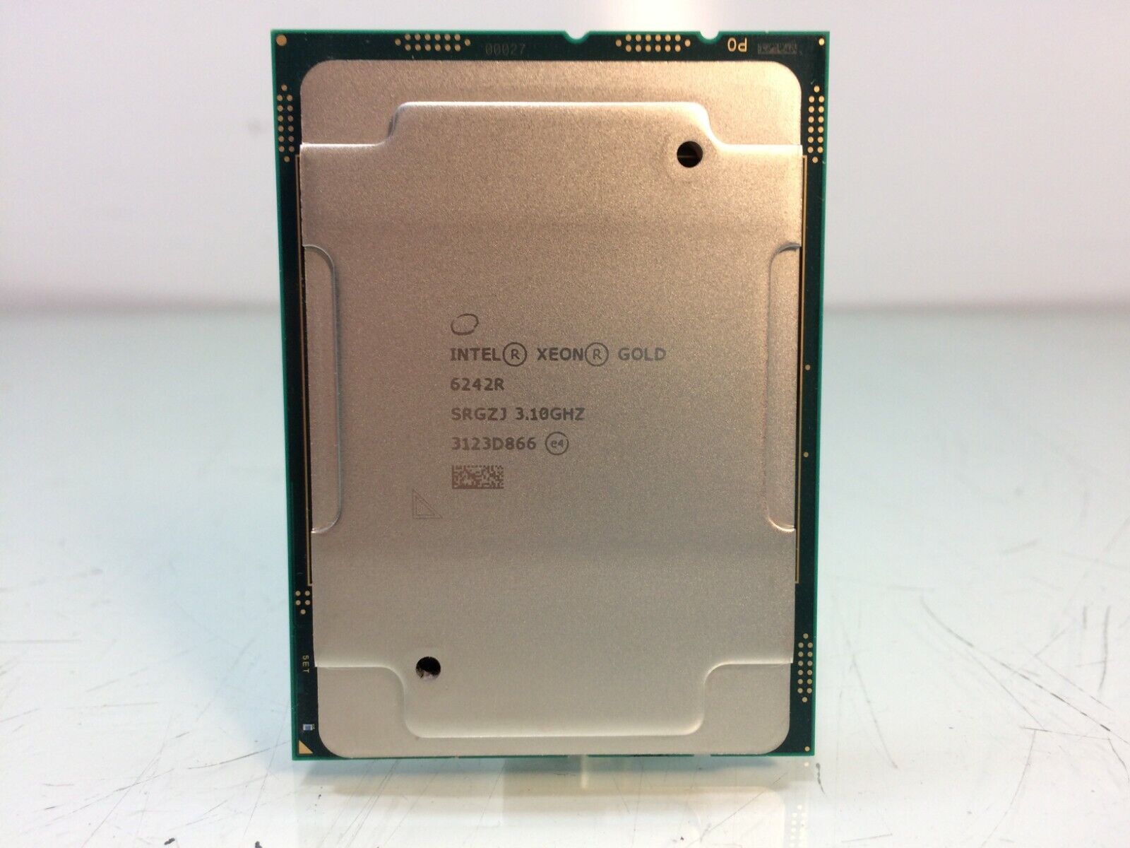 Intel Xeon Gold 6242R 20-Core 3.10 GHz LGA3647 Server CPU SRGZJ - Grade C