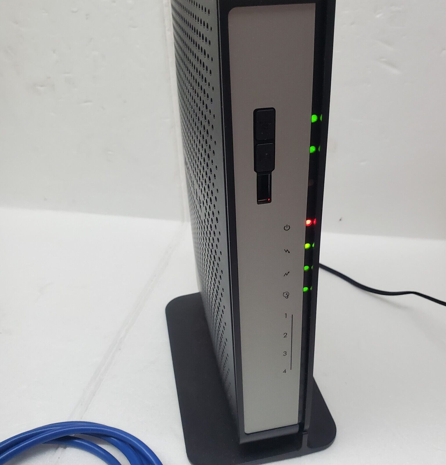 Netgear N450 Wireless 3.0 Cable Modem WiFi Router CG3000Dv2 Data Gateway DOCSIS