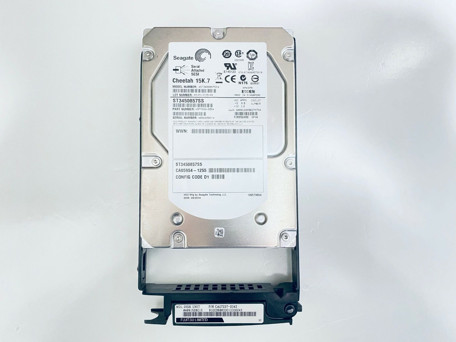 Fujitsu 450GB 15K SAS HDD Hard Drive ETERNUS DX60 S2, DX80, DX90 CA07237-E042