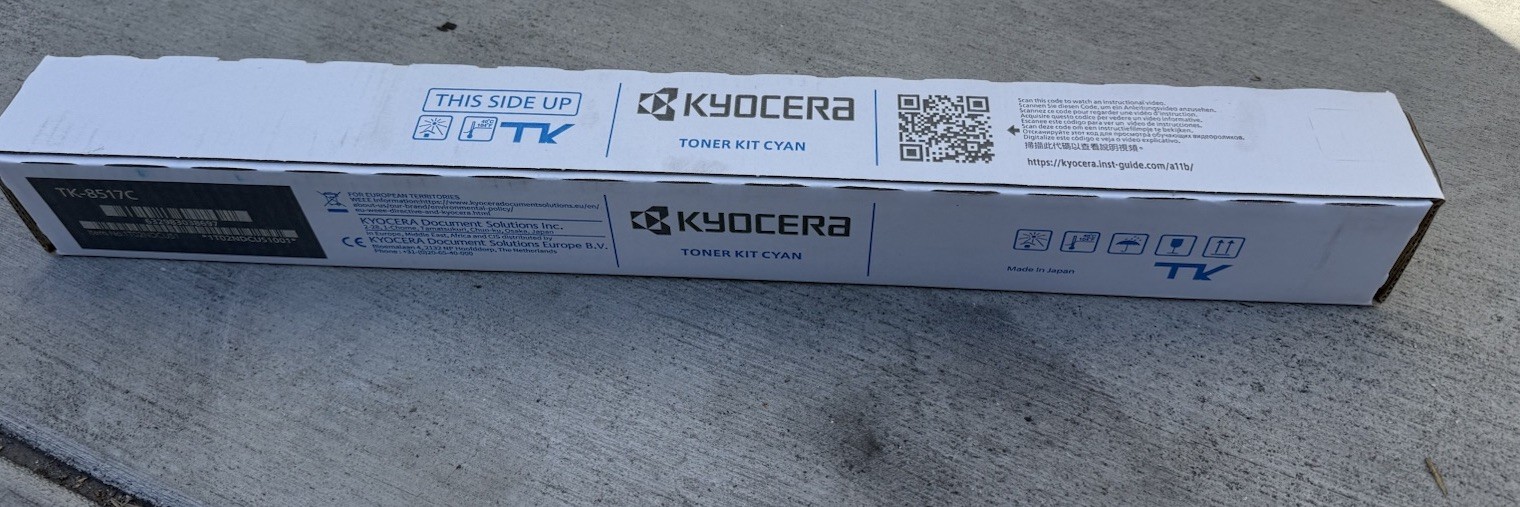 **Genuine Kyocera OEM TK-8517C - 1T02NDCCS0 (Cyan) Toner NIB**