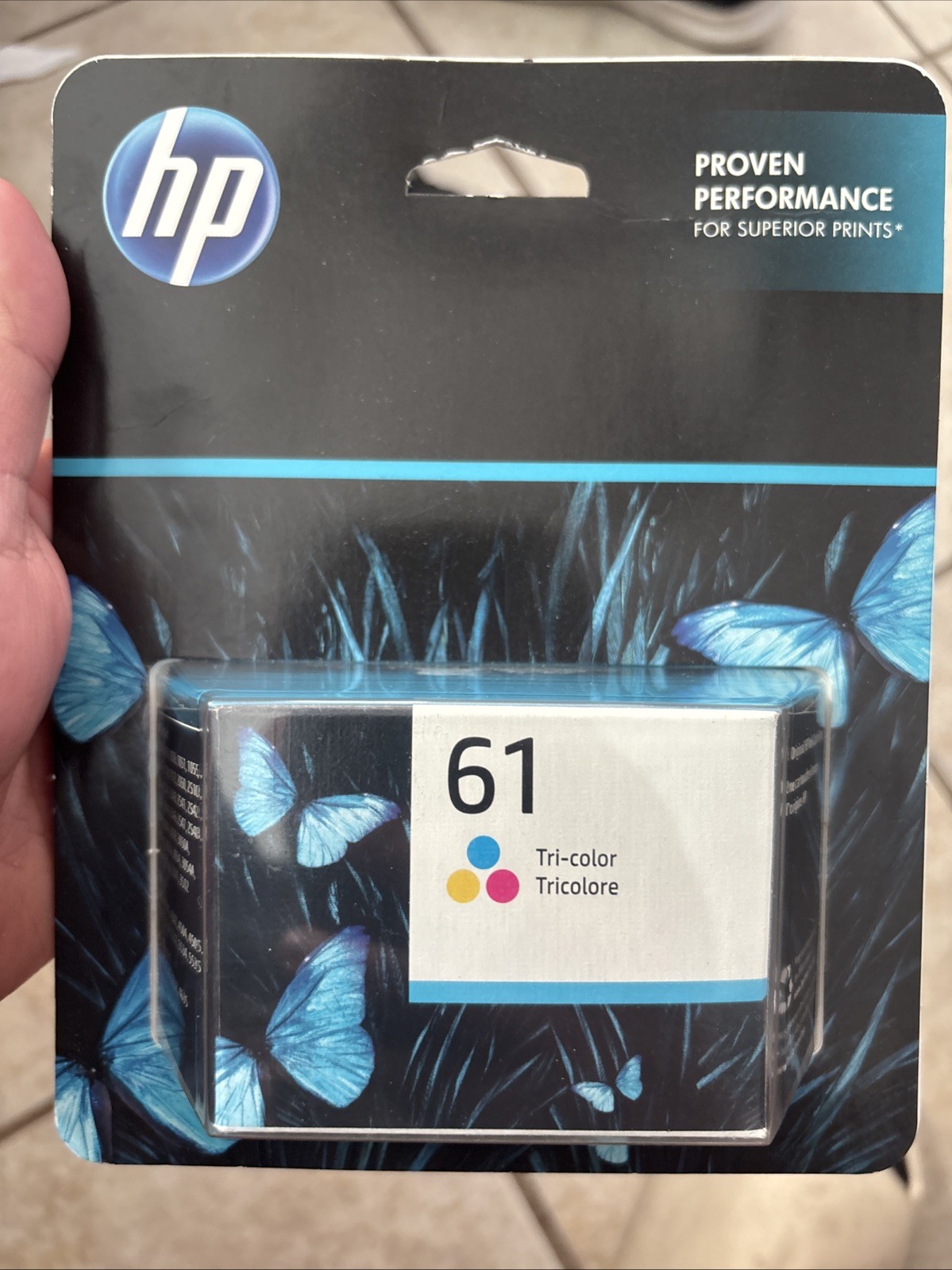 CH562WN New Genuine HP 61 Tri-color Ink Cartridge 02/2025