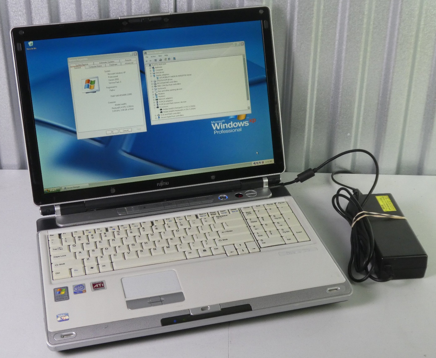 Fujitsu Lifebook N Series N6010 17" Laptop  Pentium 4 3.2GHz 2GB Radeon 9700